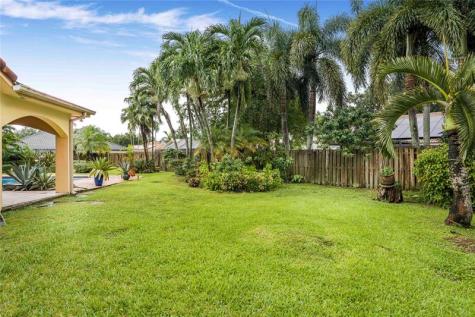 1721 NW 96th Avenue Plantation FL 33322