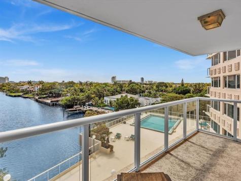 3000 Holiday Drive Fort Lauderdale FL 33316