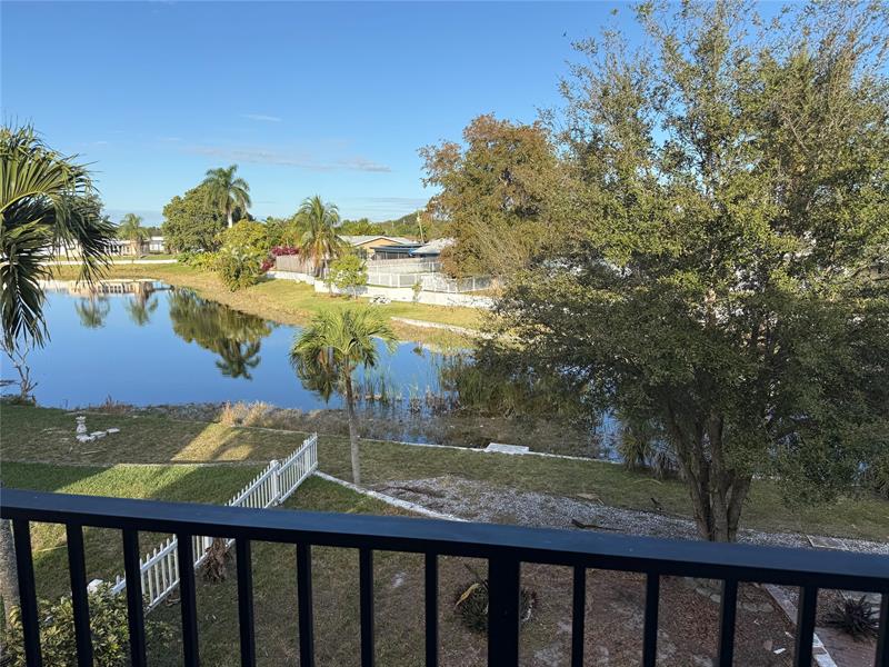 1235 W River Drive Margate FL 33063
