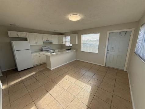 1235 W River Drive Margate FL 33063