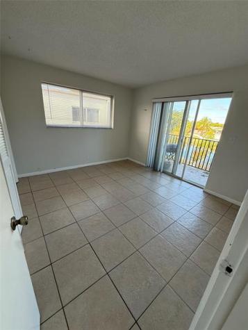 1235 W River Drive Margate FL 33063
