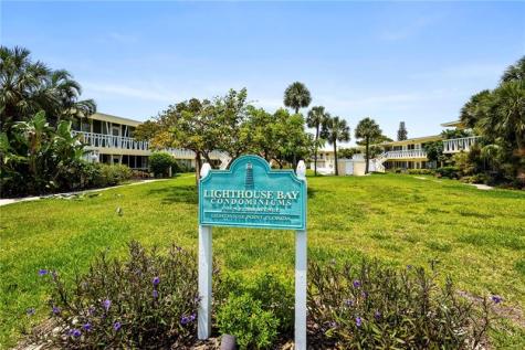 2755 NE 28th Avenue Lighthouse Point FL 33064