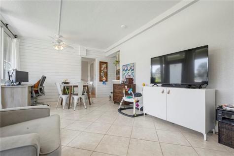 2755 NE 28th Avenue Lighthouse Point FL 33064