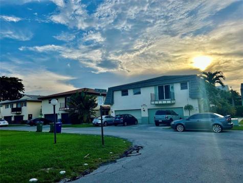 2966 NW 89th Terrace Coral Springs FL 33065