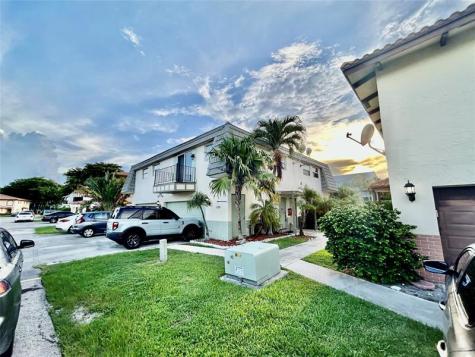 2966 NW 89th Terrace Coral Springs FL 33065