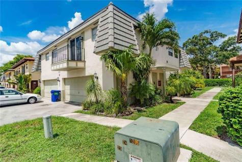 2966 NW 89th Terrace Coral Springs FL 33065