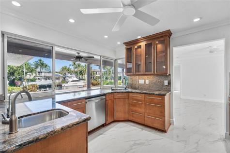 2443 NE 26th Street Lighthouse Point FL 33064
