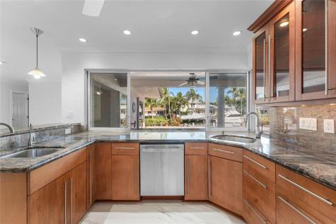 2443 NE 26th Street Lighthouse Point FL 33064