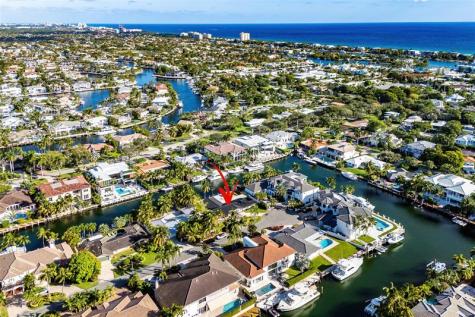 2443 NE 26th Street Lighthouse Point FL 33064