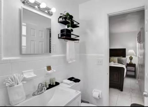 820 NE 16th Avenue Fort Lauderdale FL 33304