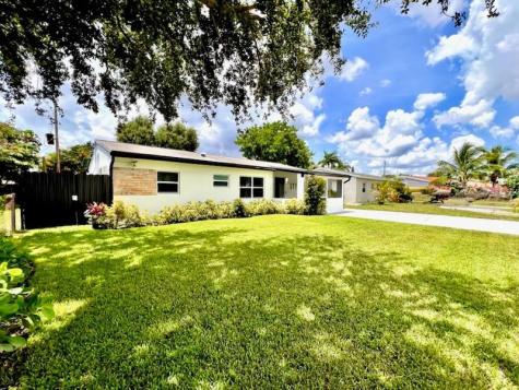 540 NE 59th Court Fort Lauderdale FL 33334
