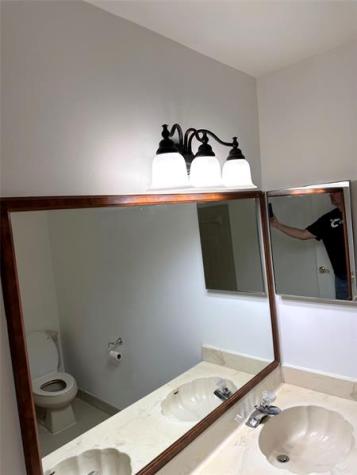 676 NW 107th Lane Coral Springs FL 33071