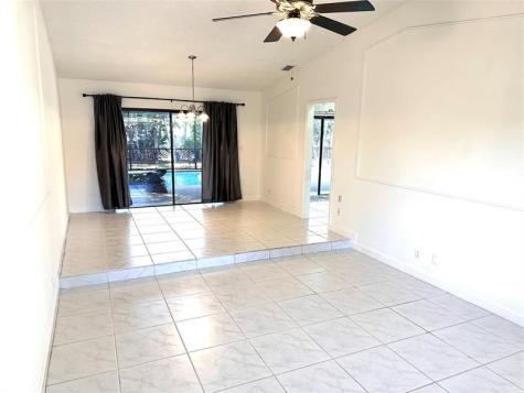 676 NW 107th Lane Coral Springs FL 33071