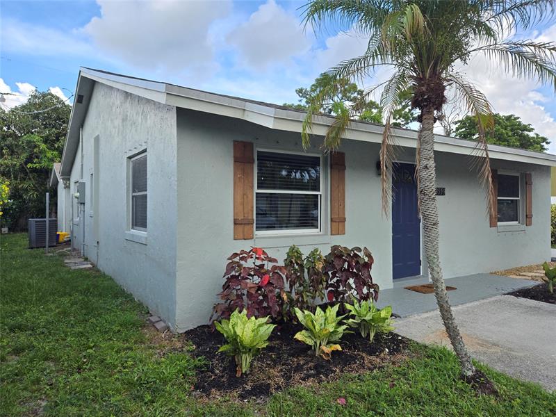 3559 Almar Road Palm Springs FL 33461