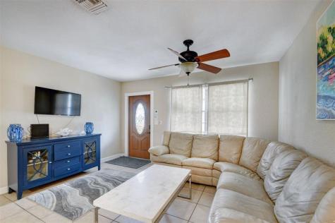 101 SW 10th Avenue Boynton Beach FL 33435