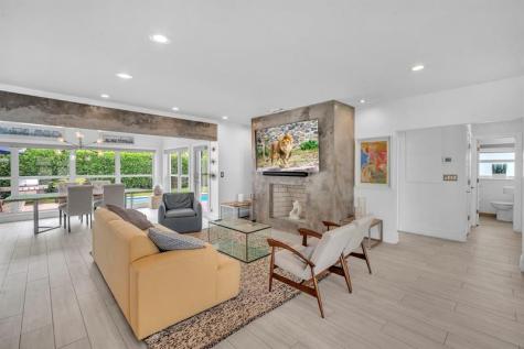 2212 NE 32nd Avenue Fort Lauderdale FL 33305