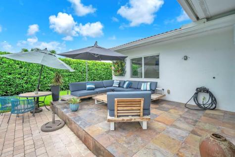 2212 NE 32nd Avenue Fort Lauderdale FL 33305