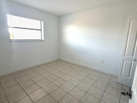 8075 NW 7th Street Miami FL 33126