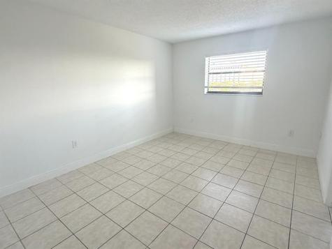 8075 NW 7th Street Miami FL 33126