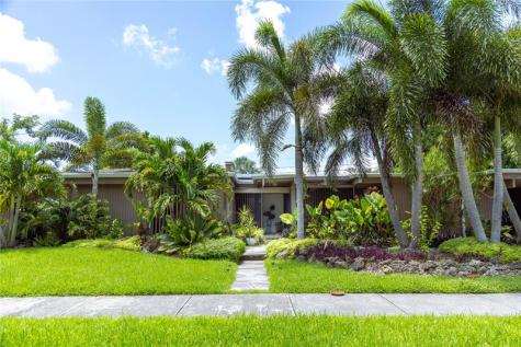 9340 SW 178th Terrace Palmetto Bay FL 33157