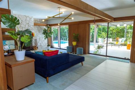 9340 SW 178th Terrace Palmetto Bay FL 33157