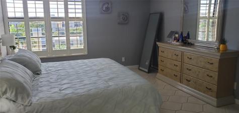 9 Royal Palm Way Boca Raton FL 33432