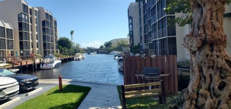 9 Royal Palm Way Boca Raton FL 33432