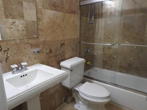 1872 NE 46th Street Fort Lauderdale FL 33308