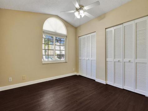 8452 NW 47th Street Coral Springs FL 33067