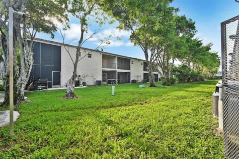 3336 Quail Close Pompano Beach FL 33064