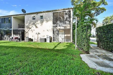 3336 Quail Close Pompano Beach FL 33064