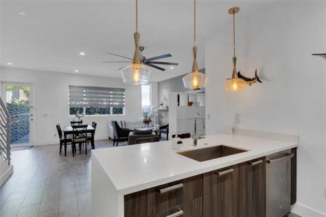 1045 NE 18th Avenue Fort Lauderdale FL 33304