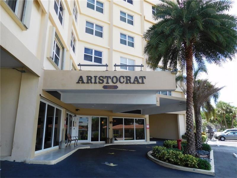 1200 Hibiscus Avenue Pompano Beach FL 33062