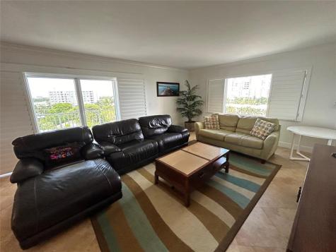 1200 Hibiscus Avenue Pompano Beach FL 33062