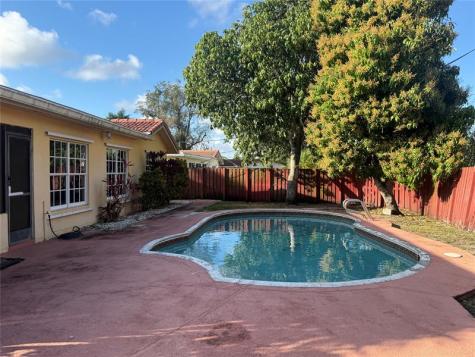 3790 NW 78th Terrace Coral Springs FL 33065