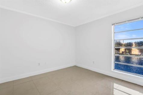 4705 NW 7th Street Miami FL 33126