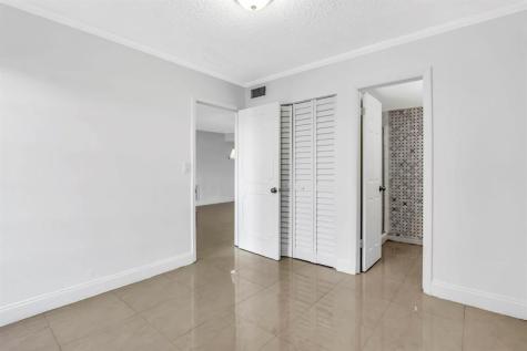 4705 NW 7th Street Miami FL 33126