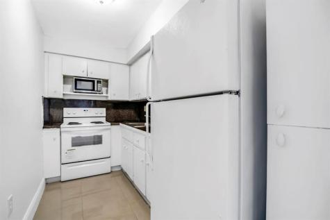 4705 NW 7th Street Miami FL 33126