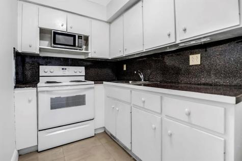 4705 NW 7th Street Miami FL 33126