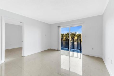 4705 NW 7th Street Miami FL 33126