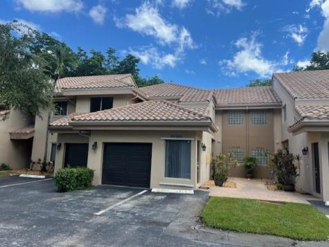 16360 Malibu Drive Weston FL 33326