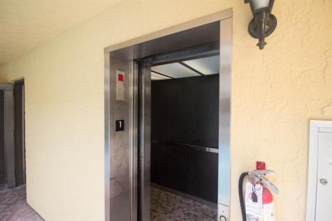 917 NE 16th Avenue Fort Lauderdale FL 33304