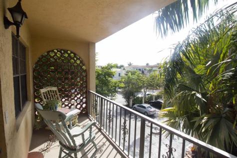 917 NE 16th Avenue Fort Lauderdale FL 33304