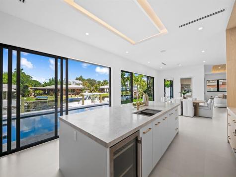 1317 Tangelo Isle Fort Lauderdale FL 33315