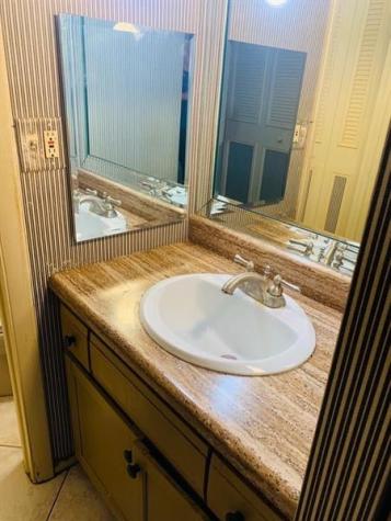 3660 Inverrary Drive Lauderhill FL 33319
