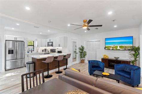 719 NE 36th Street Oakland Park FL 33334