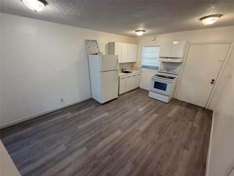 6840 Pembroke Road Pembroke Pines FL 33023
