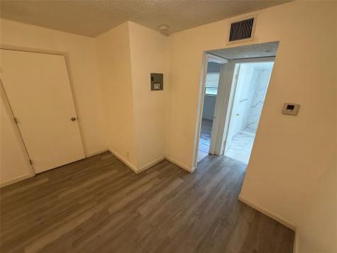 6840 Pembroke Road Pembroke Pines FL 33023