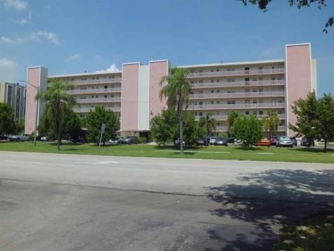 901 NE 14th Avenue Hallandale Beach FL 33009