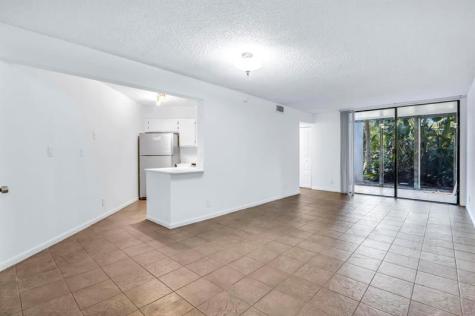 210 Lake Pointe Drive Oakland Park FL 33309